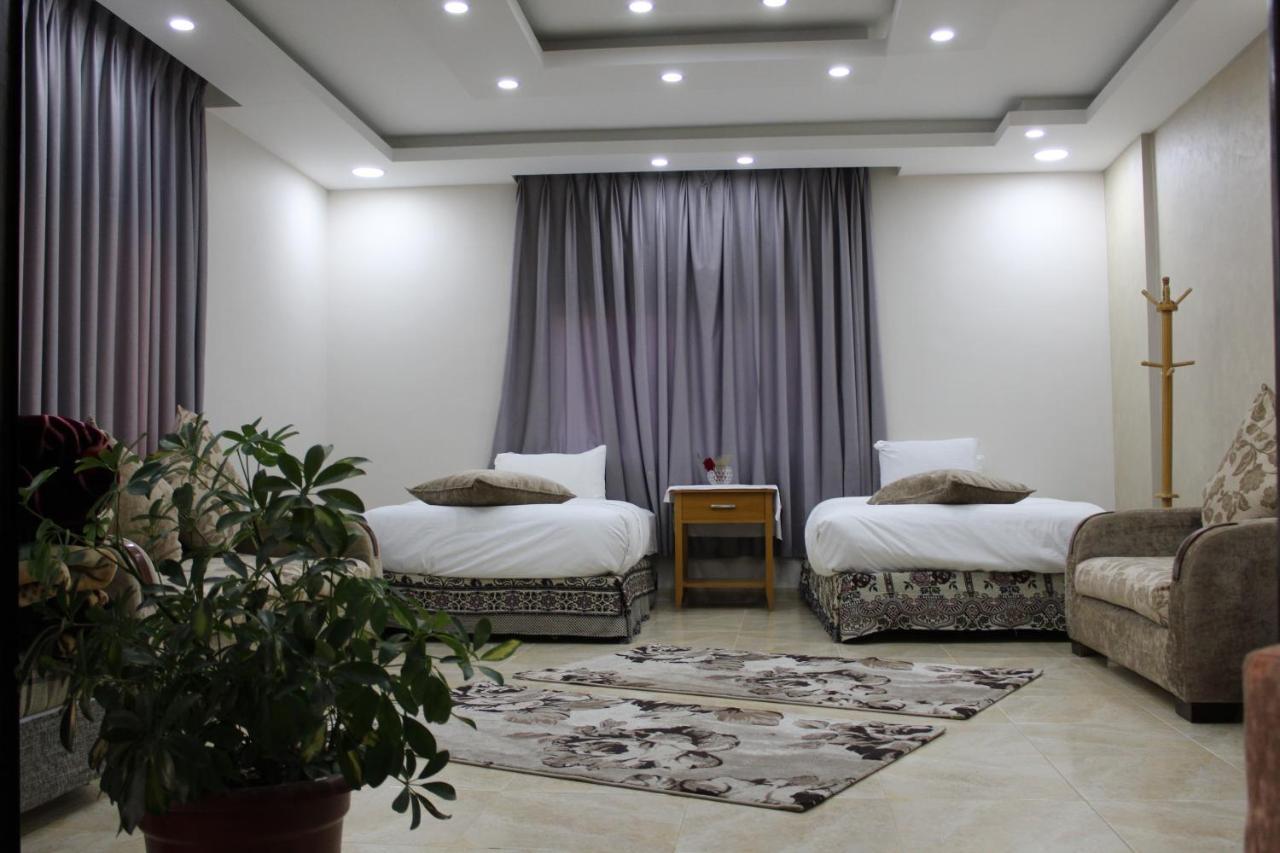 Petra Princess Balqees Hostel Wadi Musa Bagian luar foto