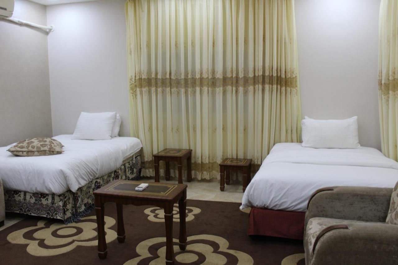 Petra Princess Balqees Hostel Wadi Musa Bagian luar foto